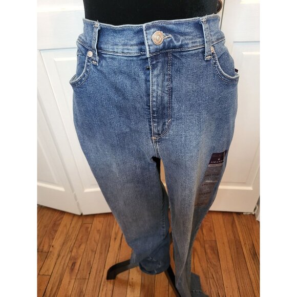 NWT Gloria Vanderbilt Amanda Medium Wash Jeans Straight Leg Stretch 8 Classic - Picture 1 of 8